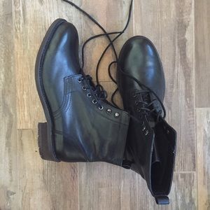 dr scholl's lace up boots